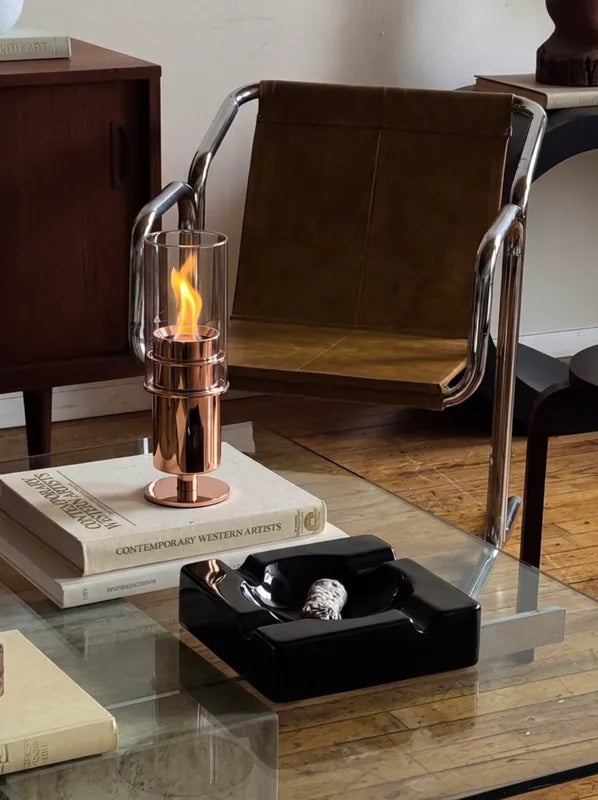 COMBI Rose Gold på glasbordet